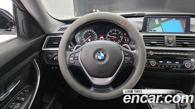 BMW Gran Turismo 2020 — photo 13