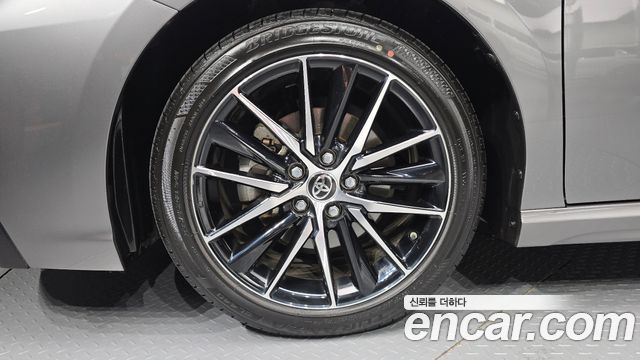 Toyota Camry 2024 — photo 5