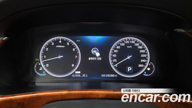 Hyundai Equus 2014 — photo 8
