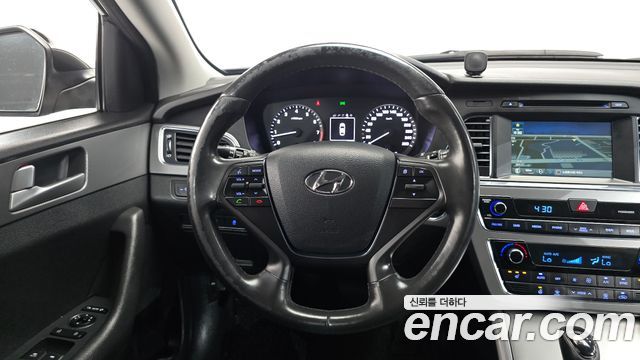 Hyundai Sonata 2015 — photo 12