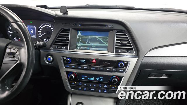 Hyundai Sonata 2015 — photo 14