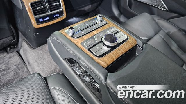 Kia K9 2024 — photo 25