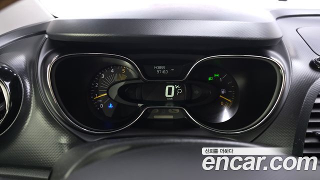 Renault Korea QM3 2015 — photo 11