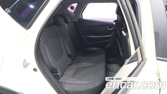 Renault Korea QM3 2015 — photo 17