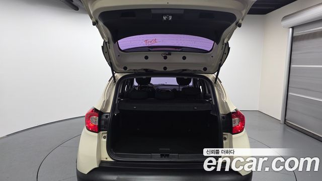 Renault Korea QM3 2015 — photo 26