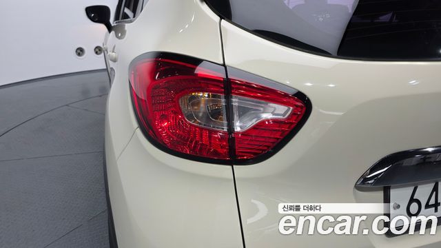 Renault Korea QM3 2015 — photo 9