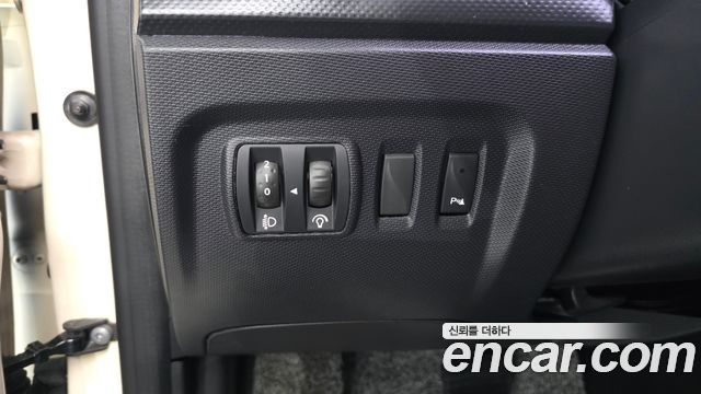 Renault Korea QM3 2015 — photo 29