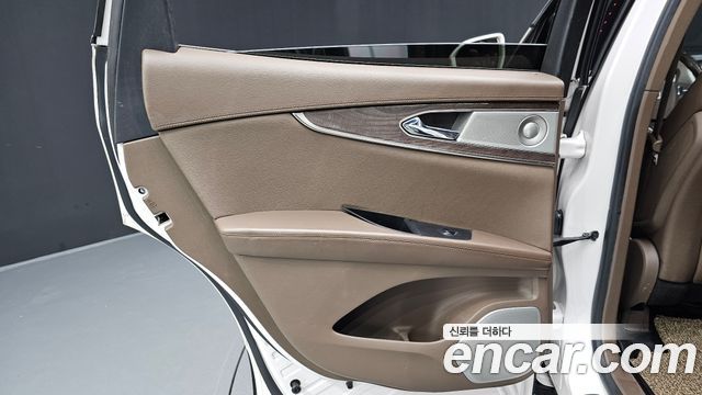 Lincoln MKX 2018 — photo 14