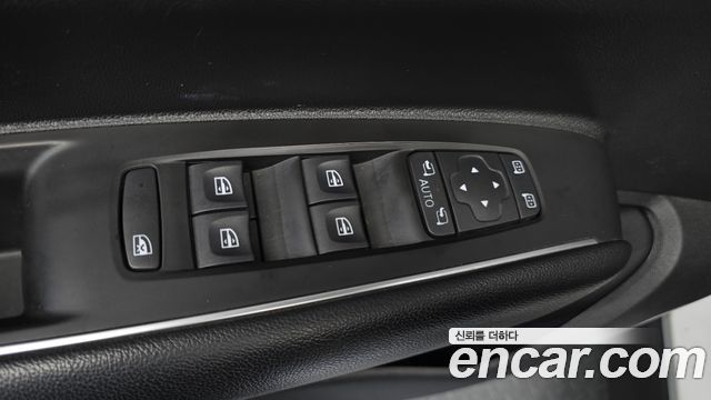 Renault Korea QM6 2022 — photo 25