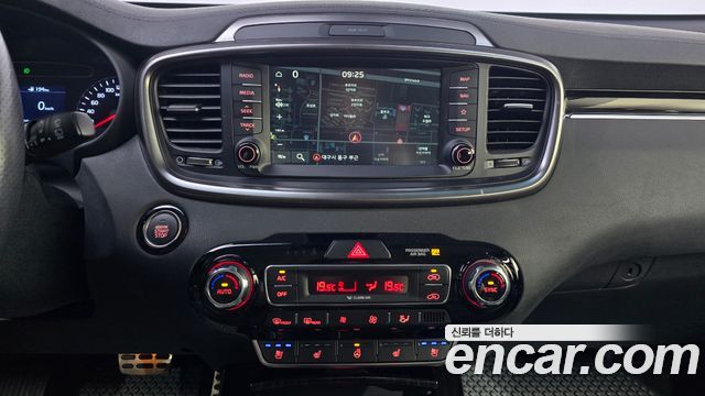 Kia Sorento 2020 — photo 21