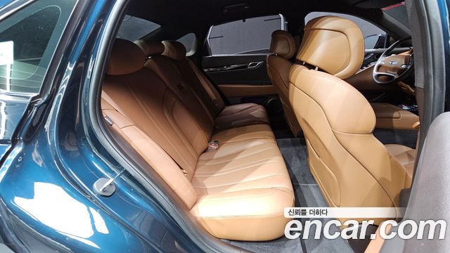 Genesis G80 2021 — photo 17