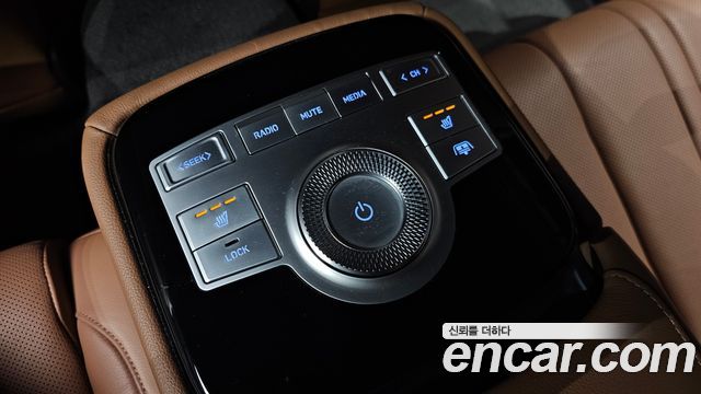 Genesis G80 2021 — photo 34