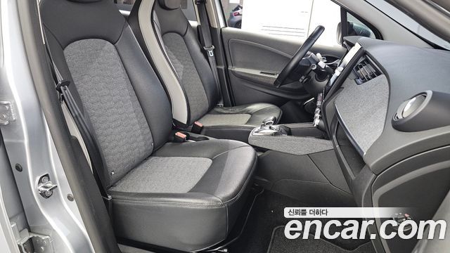 Renault Korea Zoe 2021 — photo 16