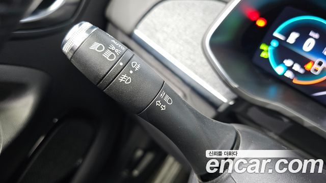 Renault Korea Zoe 2021 — photo 31