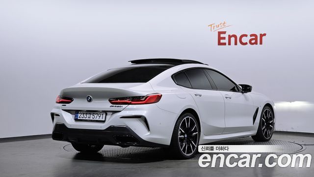 BMW 8-Series 2025 — photo 4