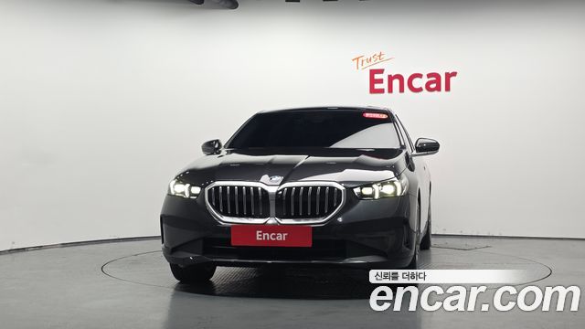 BMW 5-Series 2025 — photo 3