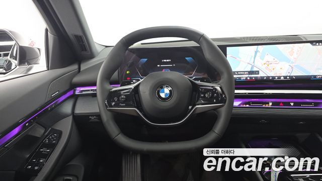 BMW 5-Series 2025 — photo 18