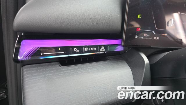 BMW 5-Series 2025 — photo 27