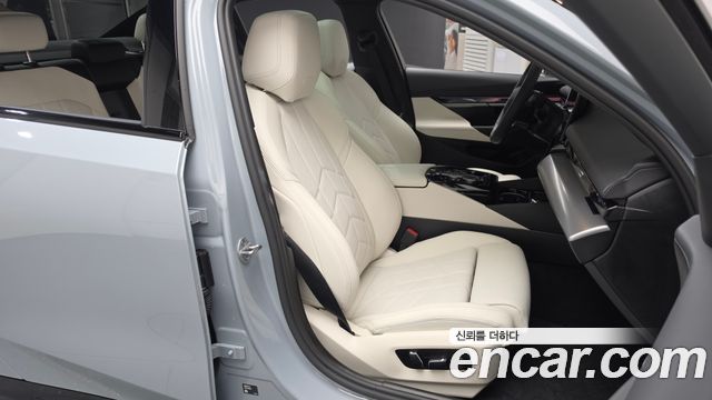 BMW 5-Series 2026 — photo 18