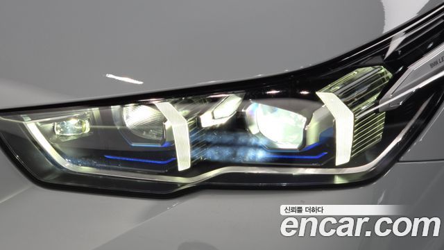 BMW 5-Series 2026 — photo 8