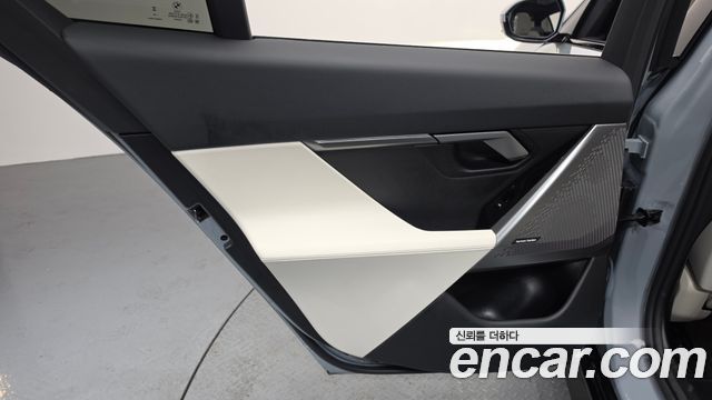 BMW 5-Series 2026 — photo 15