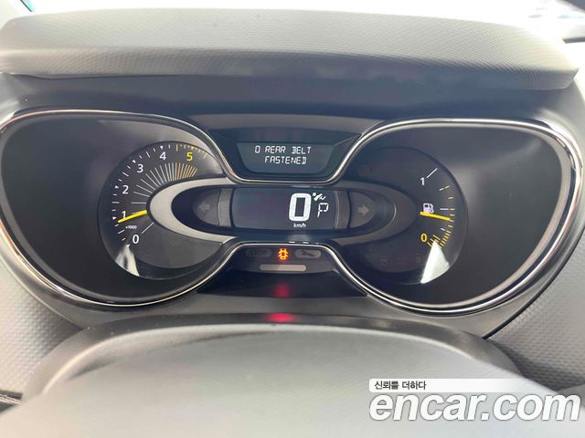 Renault Korea QM3 2015 — photo 11