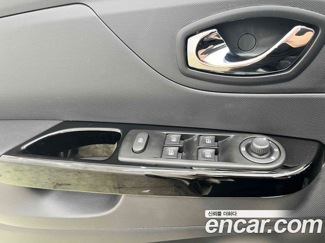 Renault Korea QM3 2015 — photo 14