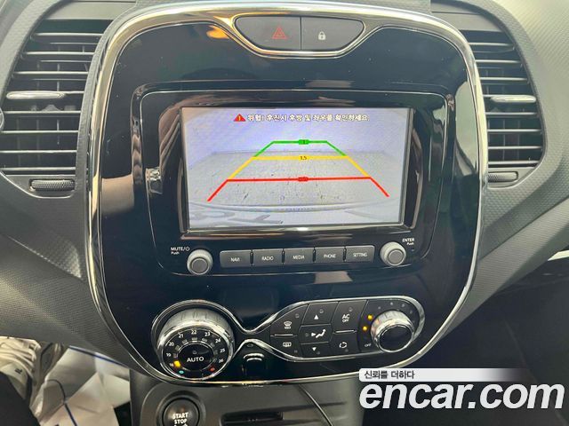 Renault Korea QM3 2015 — photo 17