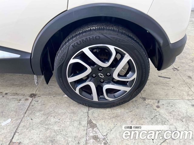 Renault Korea QM3 2015 — photo 20