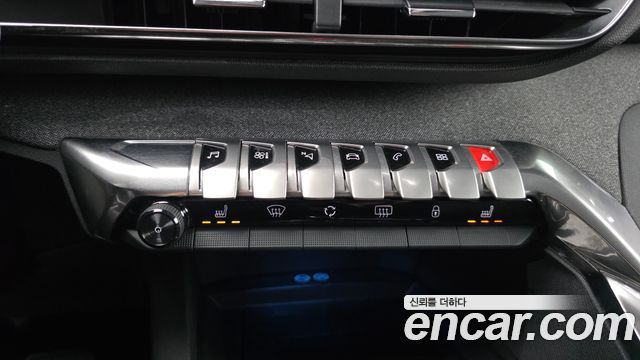 Peugeot 3008 2022 — photo 23