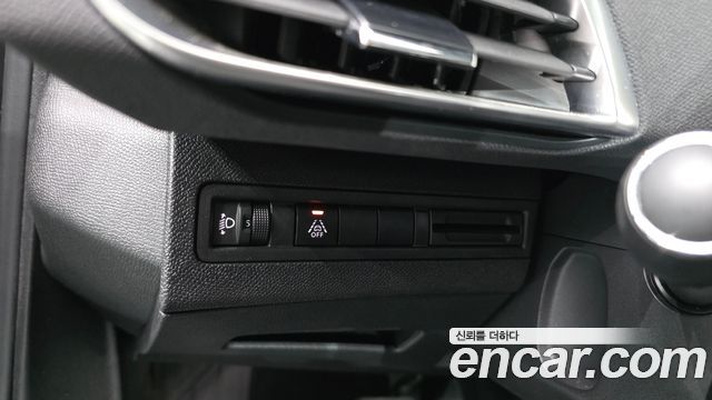 Peugeot 3008 2022 — photo 26