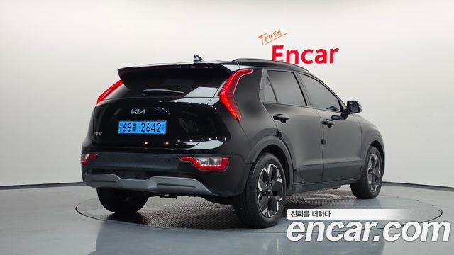 Kia Niro 2024 — photo 2