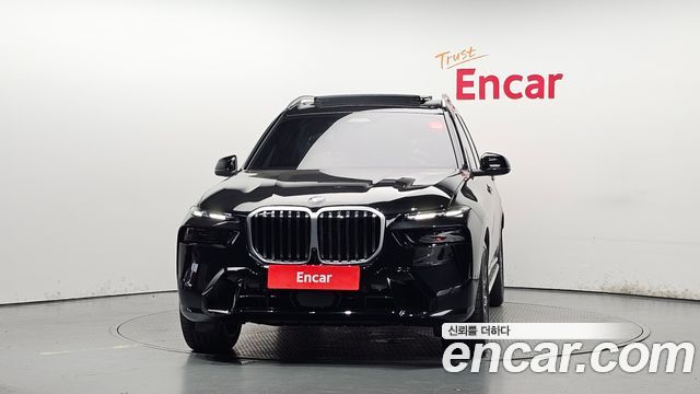 BMW X7 2026 — photo 3