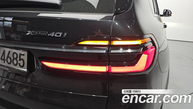 BMW X7 2026 — photo 9