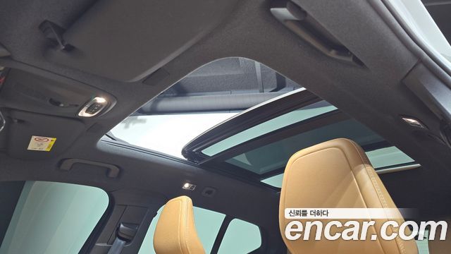 Volvo XC40 2021 — photo 30