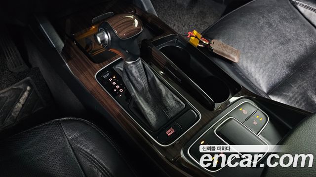 Kia K7 2015 — photo 12