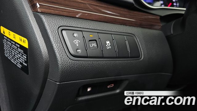 Kia K7 2015 — photo 23