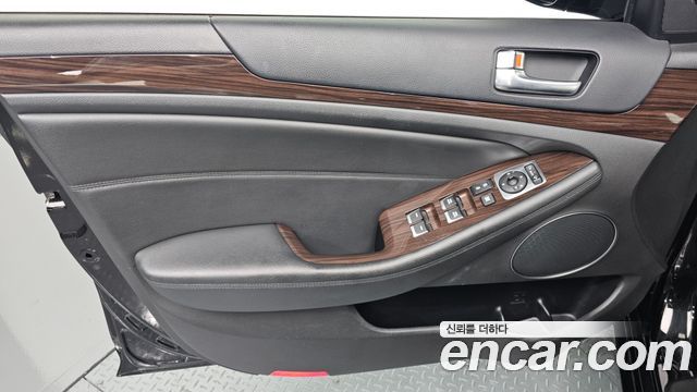 Kia K7 2015 — photo 14