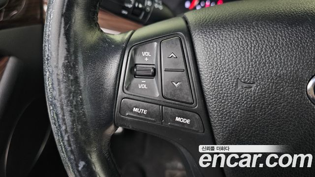 Kia K7 2015 — photo 28