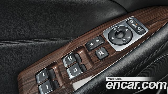 Kia K7 2015 — photo 29