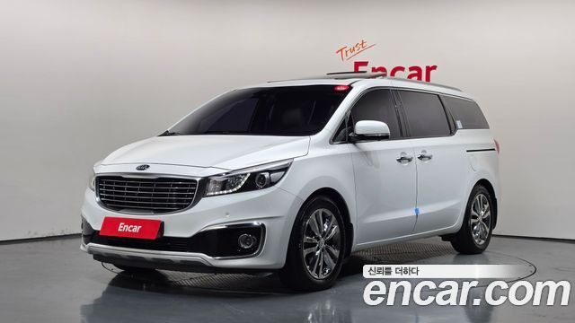 Kia Canival 2018 — photo 1