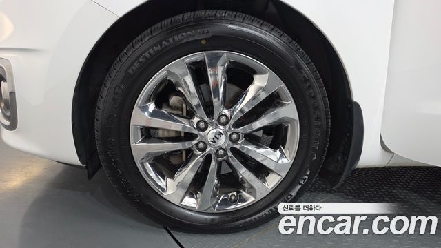 Kia Canival 2018 — photo 5