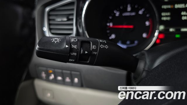 Kia Canival 2018 — photo 30