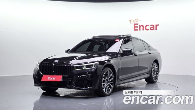 BMW 7-Series 2016 — photo 1