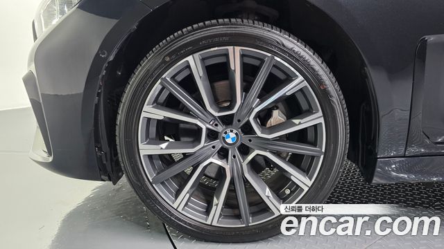 BMW 7-Series 2016 — photo 5