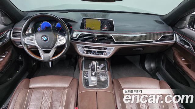 BMW 7-Series 2016 — photo 7