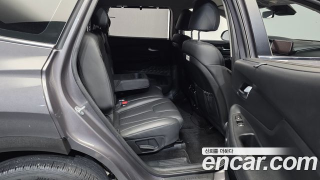 Hyundai Santafe 2021 — photo 12
