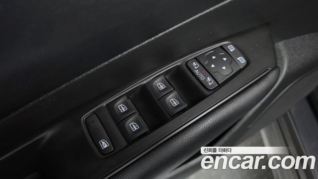 Renault Korea SM6 2019 — photo 25