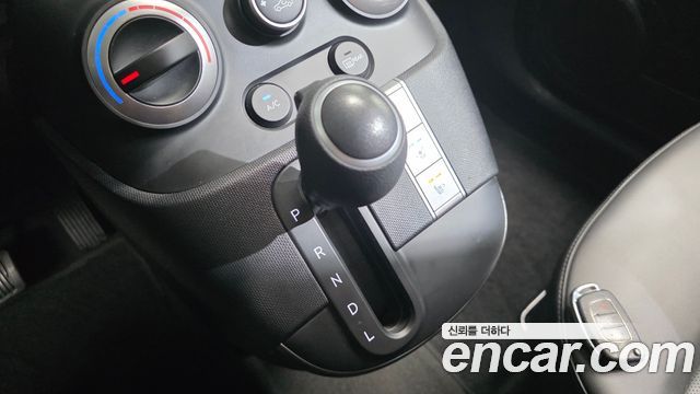 Hyundai Casper 2023 — photo 12