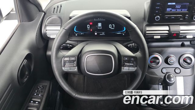 Hyundai Casper 2023 — photo 21